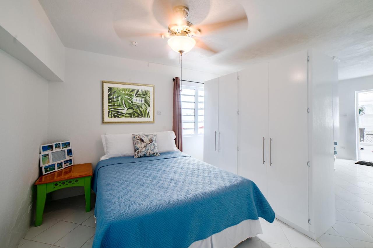 Banyan Beach House Villa ブリッジタウン エクステリア 写真