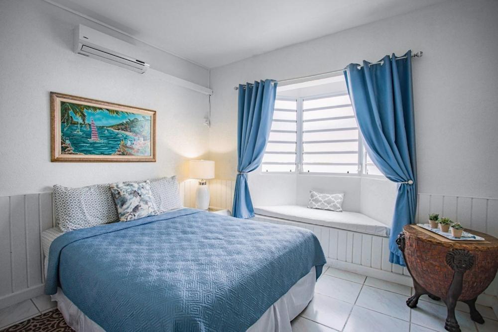 Banyan Beach House Villa ブリッジタウン エクステリア 写真