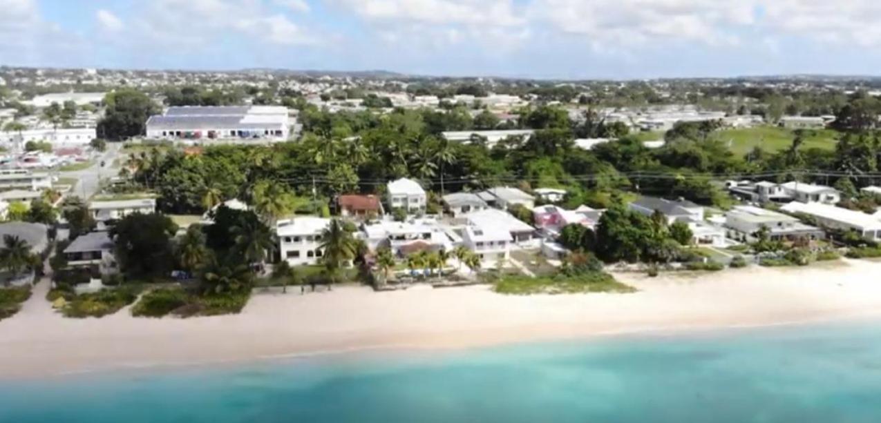 Banyan Beach House Villa ブリッジタウン エクステリア 写真