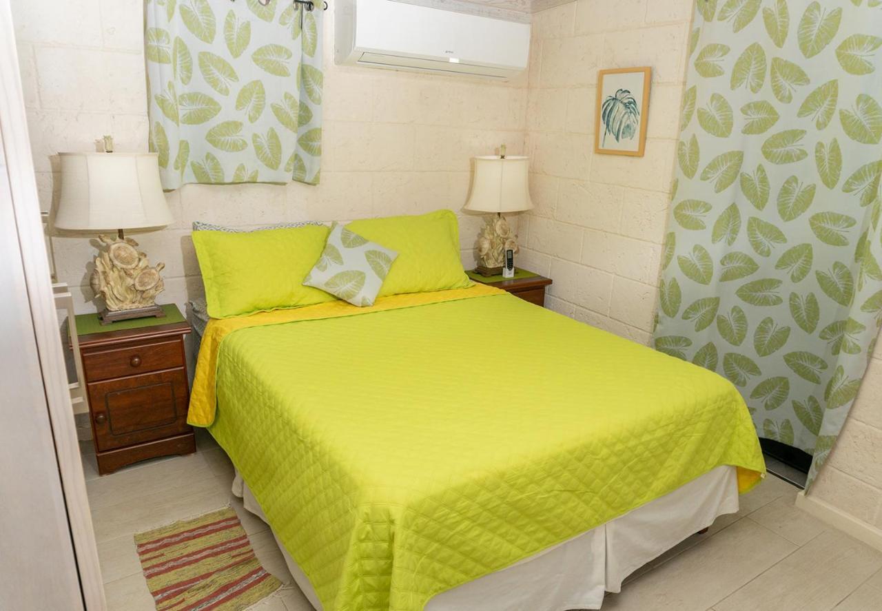 Banyan Beach House Villa ブリッジタウン エクステリア 写真